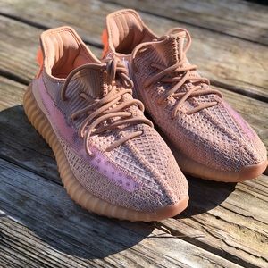 YEEZY V2 Clay